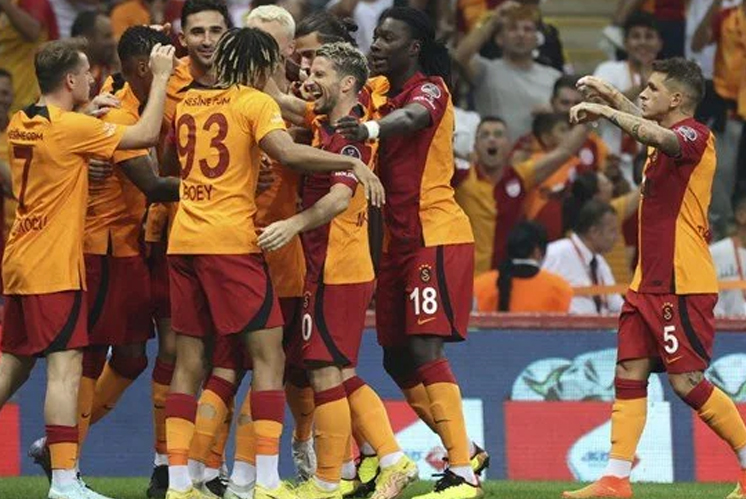 Süper Lig'de yeni lider Galatasaray